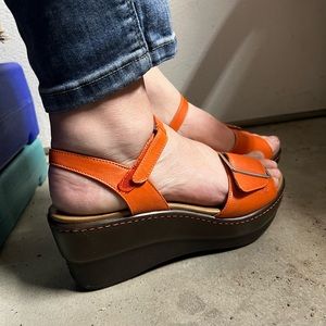 Dansko Open Toe Women’s Sandal (38)